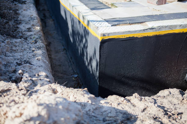 Professional Vapor Barrier Installation technician working in Millersburg, PA